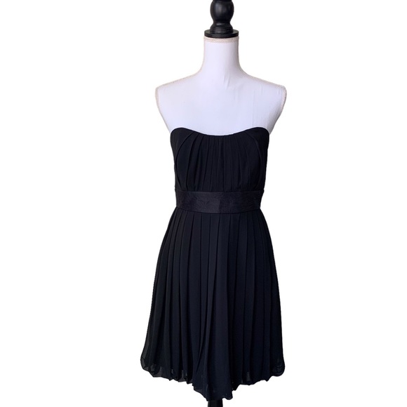 WHITE HOUSE BLACK MARKET STRAPLESS PLEATED BUBBLE HEM DRESS FORMAL DRESS - Picture 2 of 16